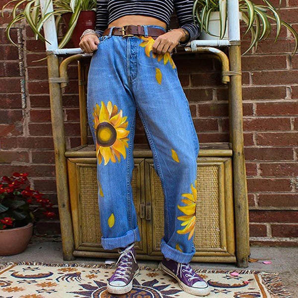 Sunflowers Mom Jeans – Clothing