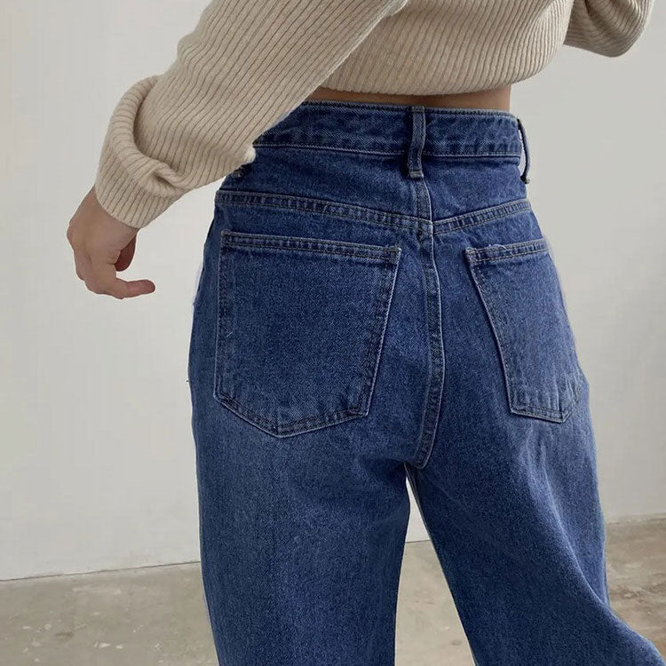 90s style low rise jeans