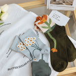 daisy flower socks boogzel apparel