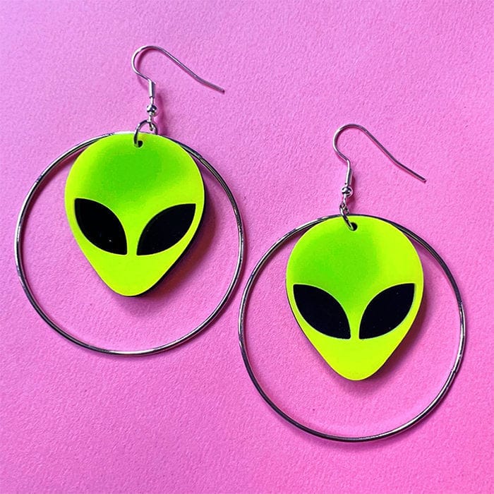 alien earrings boogzel apparel