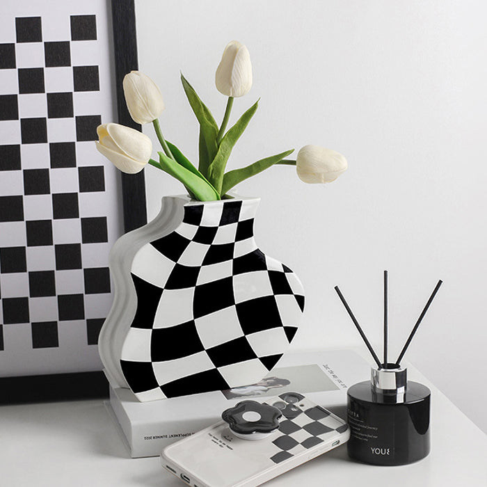 checkerboard vase home decor ideas