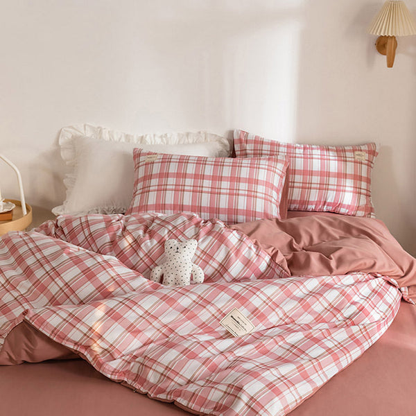 Strawberry Aesthetic Bedding Set  BOOGZEL CLOTHING 🍓 – Boogzel Clothing