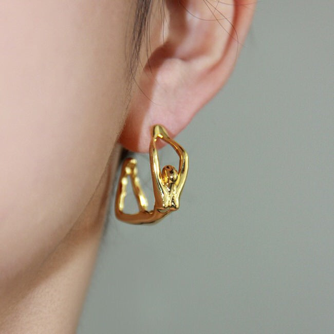 Make these gymnast hoop earrings a part of your aesthetic outfit ✨