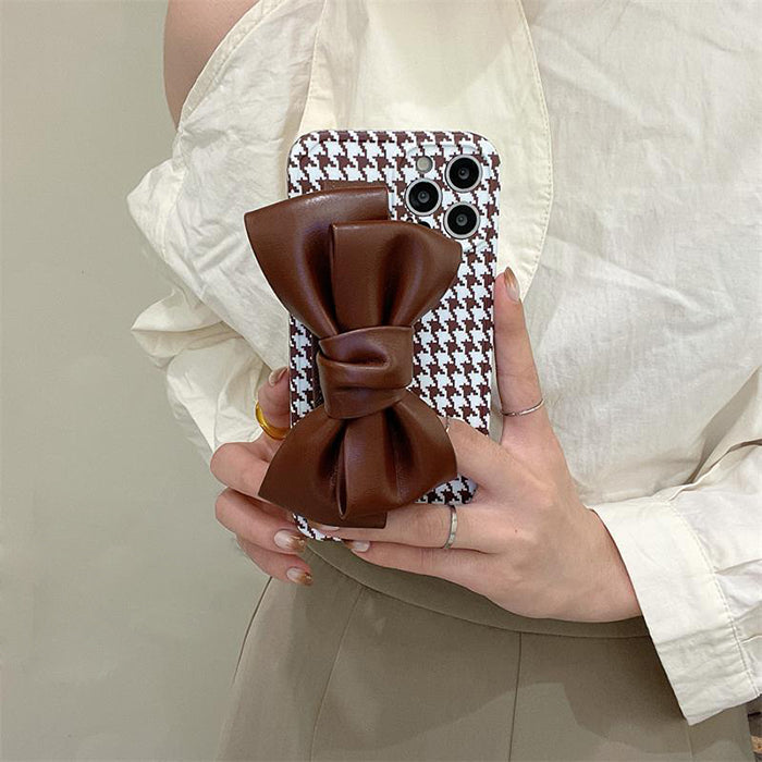 brown houndstooth iphone case boogzel apparel