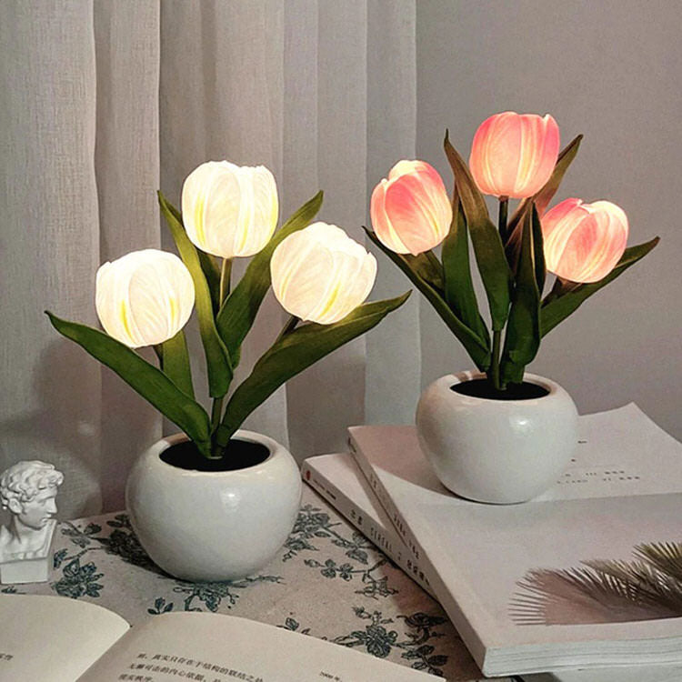 LED Tulip Table Lamp boogzel apparel