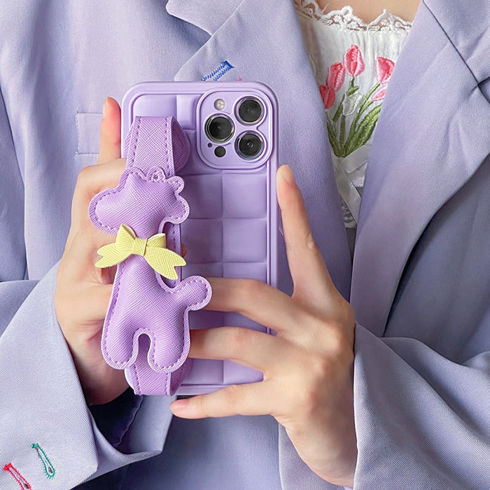 lavender giraffe iphone case boogzel apparel
