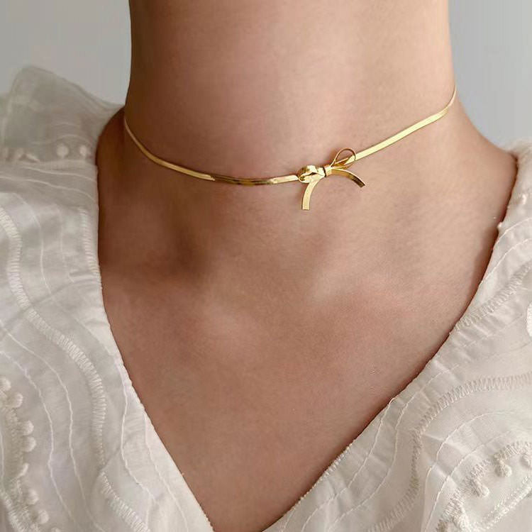 Metal Bow Choker Necklace - Boogzel Clothing