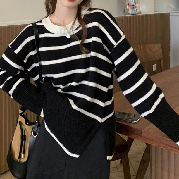 Old Money Aesthetic Striped Sweater | AESTHETIC CLOTHES – Boogzel Clothing