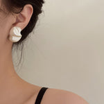French Girl Big Pearl Earrings - Boogzel Clothing