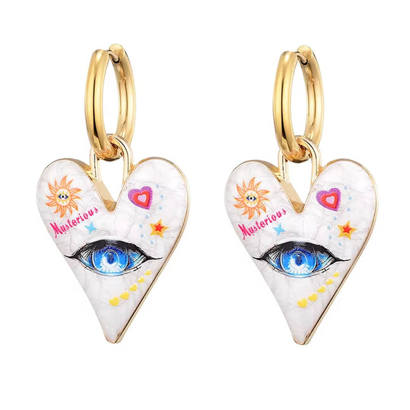 aesthetic heart shaped earrings boogzel clothing