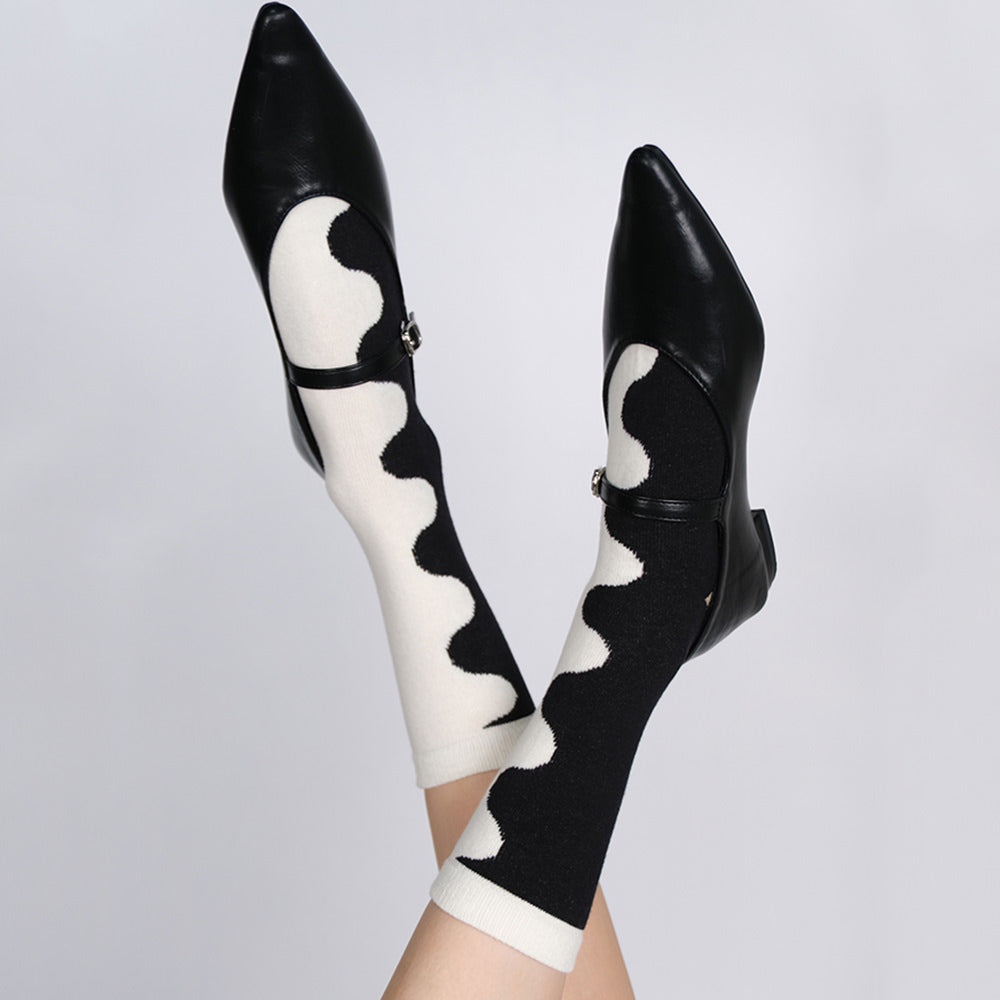 black and white abstract wave socks boogzel clothing