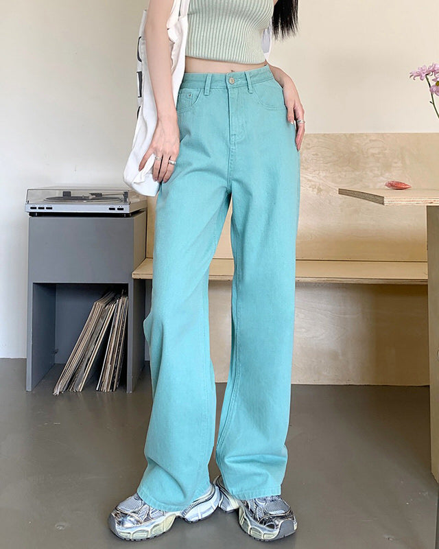 blue-hight-waist-jeans-aesthetic-outfits-boogzel