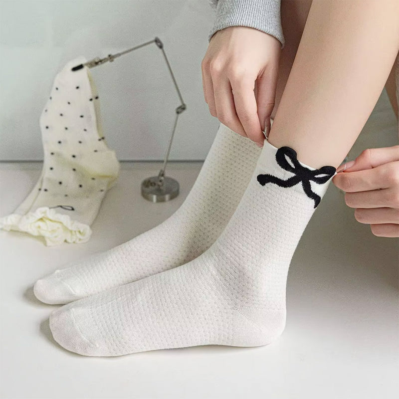 coquette style bow socks boogzel clothing