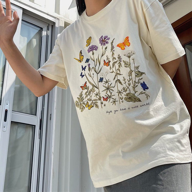 Plant Mom Aesthetic Graphic T-Shirt - aesthetic outfits - boogzel clothing