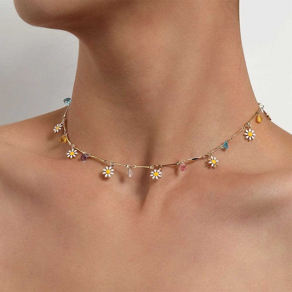 cute daisies choker necklace boogzel clothing