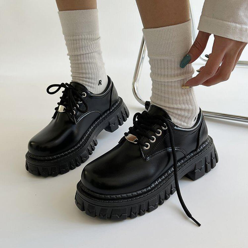 dark academia chunky platform boots boogzel clothing