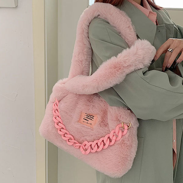 Fluffy shoulder online bag