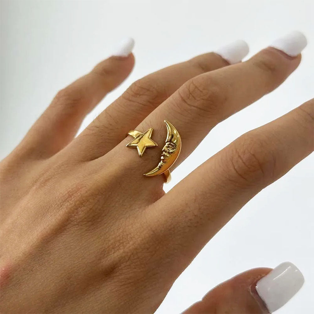 gold star moon ring boogzel clothing