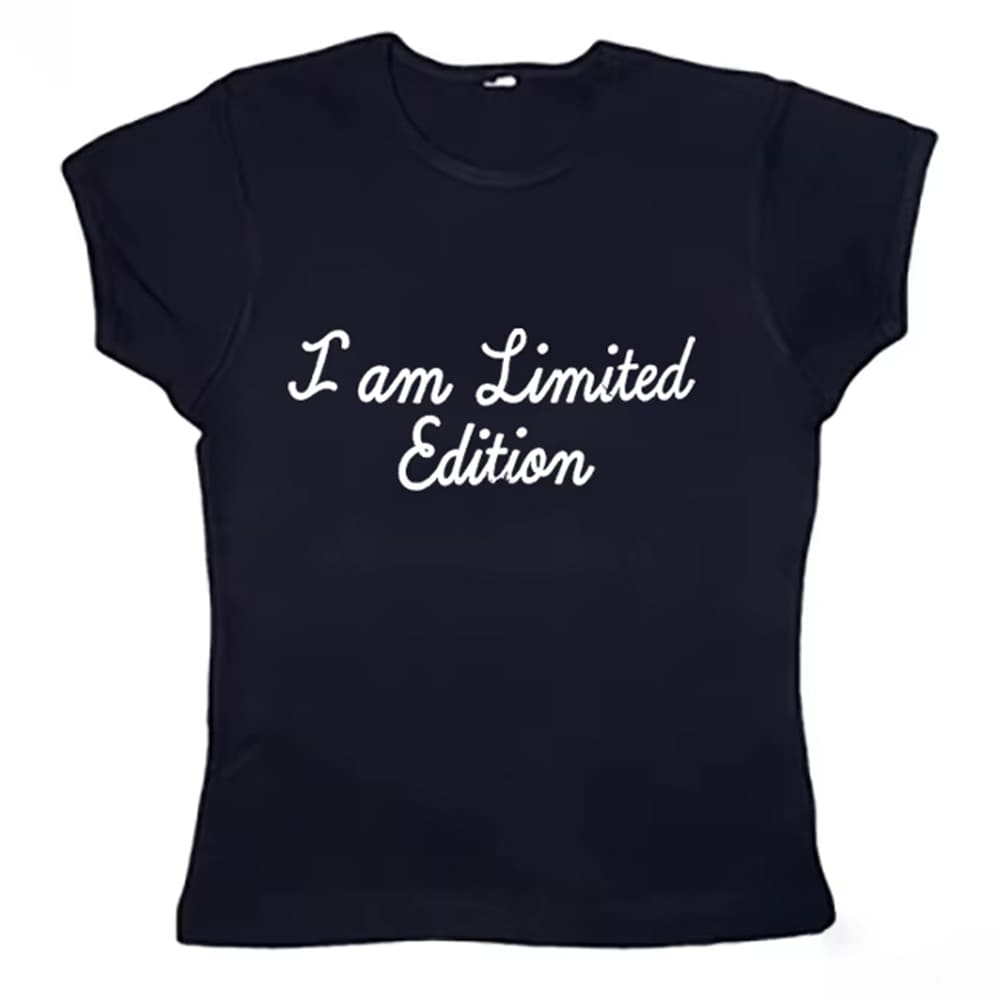 i am limited edition graphic tee boogzel clothing