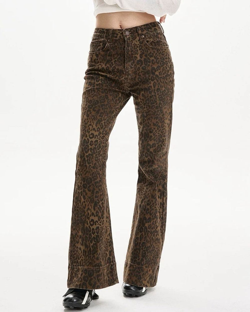 Aesthetic high-waisted flare jeans with an all-over leopard print. Made from denim with a slightly flared leg and classic five-pocket design - boogzel clothing