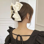 white bow hair claw boogzel clothing