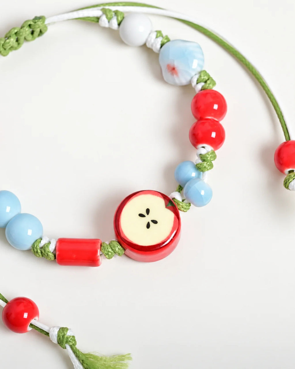 red_apple_charm_bead_bracelet_adjustable_kawaii_fruit_jewelry