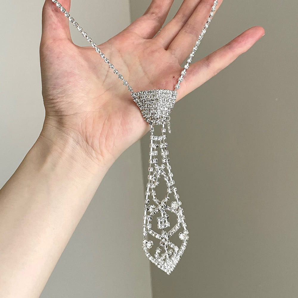 rhinestone tie shaped necklace boogzel clothing