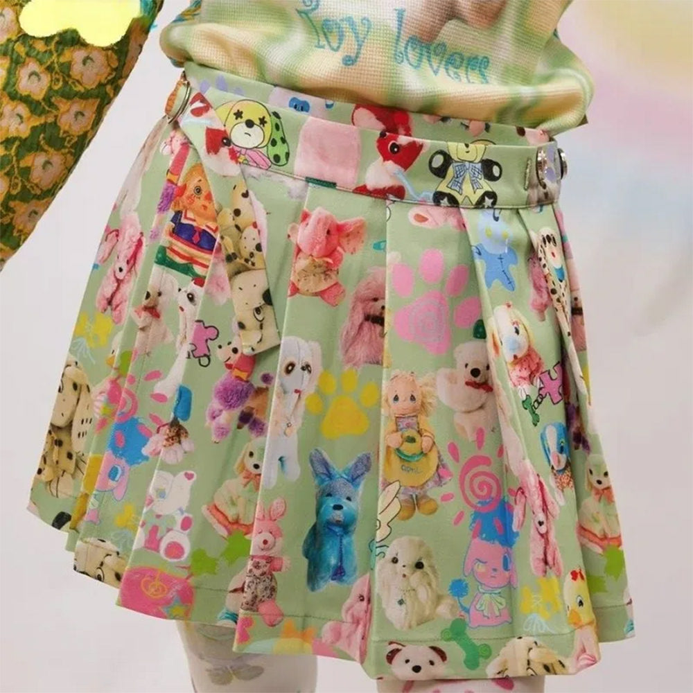 toy print pleated mini skirt boogzel clothing