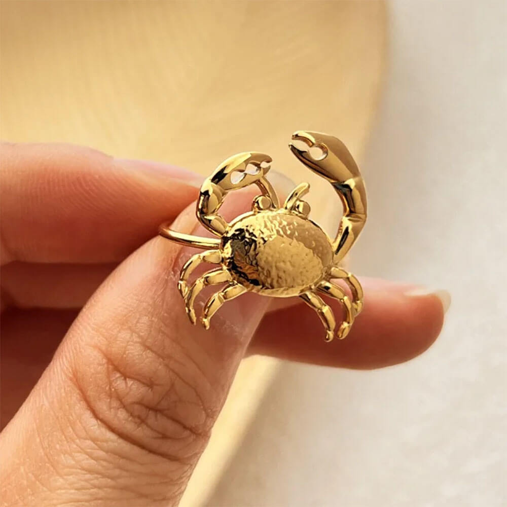 vintage style crab ring boogzel clothing