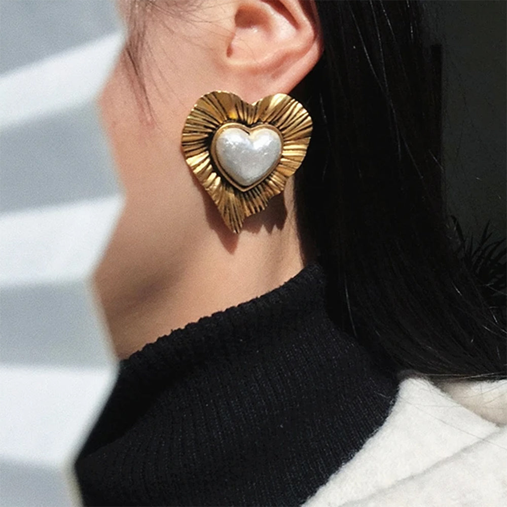 vintage pearl heart earrings boogzel clothing