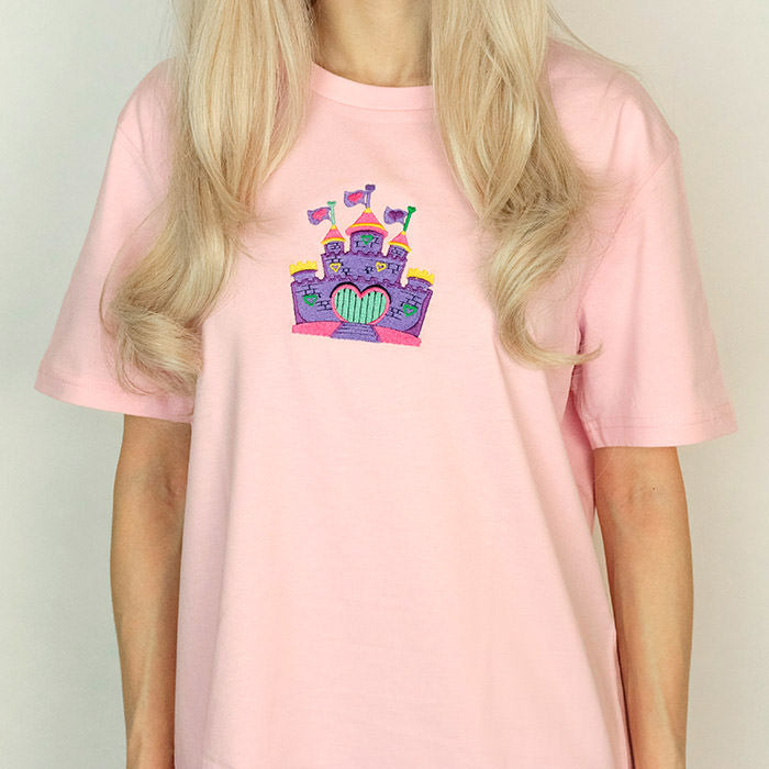 Castle embroidery T-Shirt boogzel