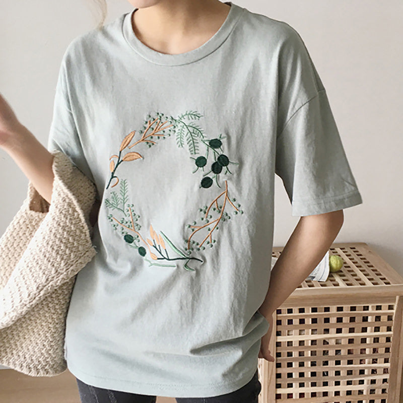 Shop Plant Mom Tee at Boogzel Apparel Free Shipping Sales up to 50%